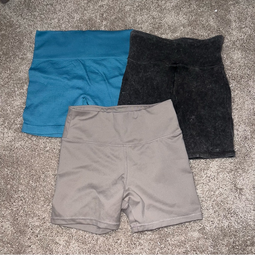 3 pairs of biker shorts